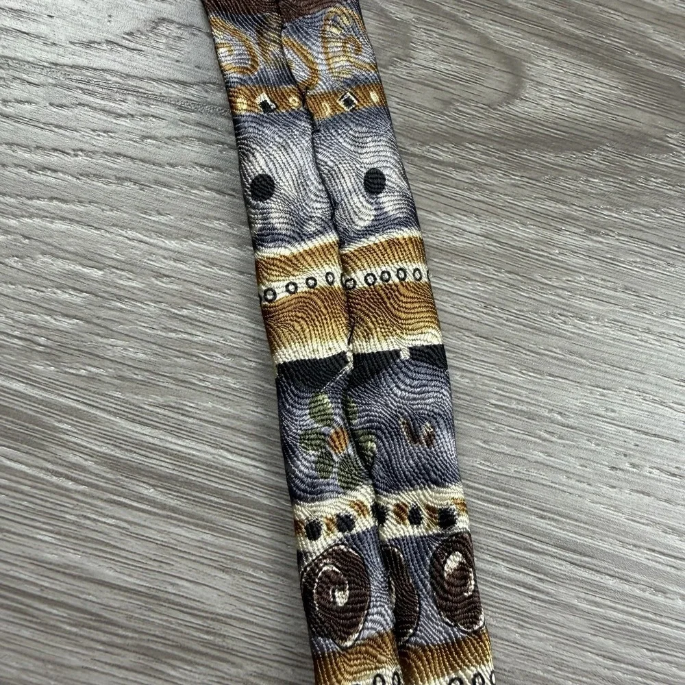 J Garcia Men's 100% Silk Abstract Design Neck Tie Multicolor 3.5